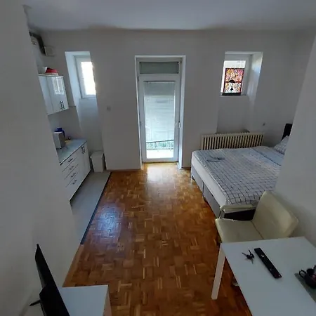 Apartment Center *
